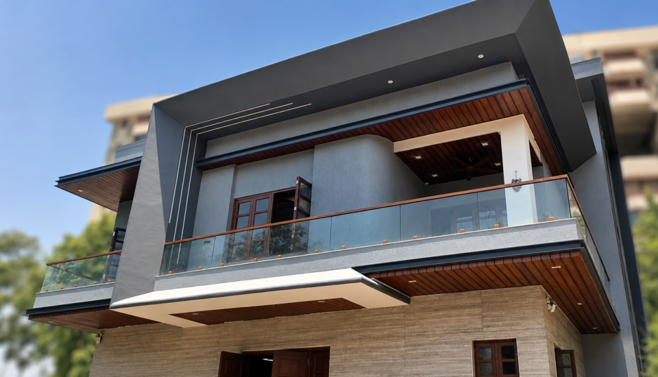 Contemporary Bungalow at C-Scheme, Jaipur by Front Desk Architects